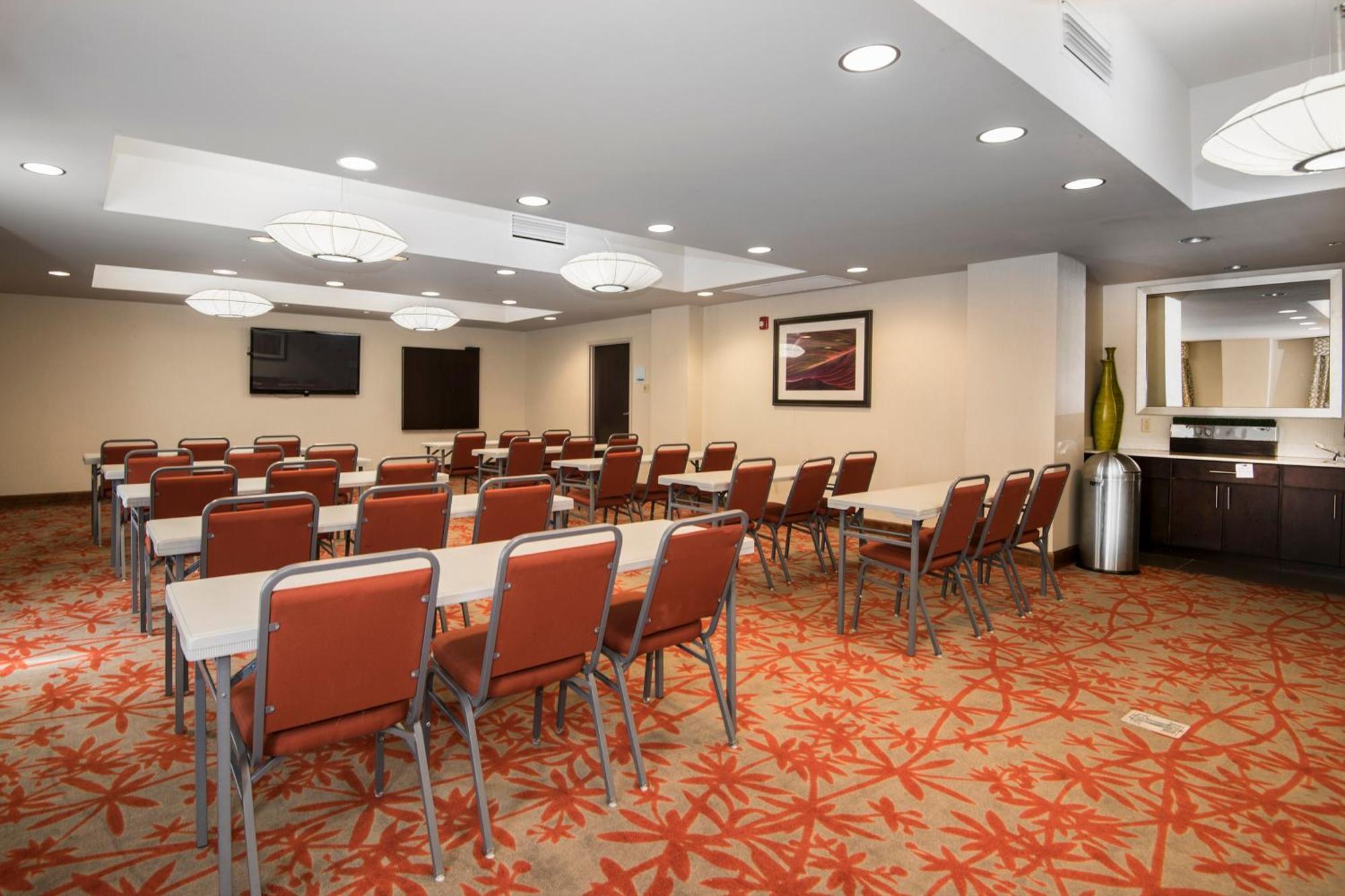 Holiday Inn Express Conway By Ihg Ngoại thất bức ảnh